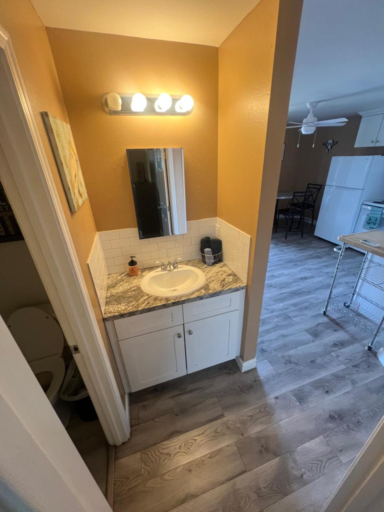 #2 Bedroom Cozy Suite, 1 Min Walk To The Beach # Bullhead City Exterior foto